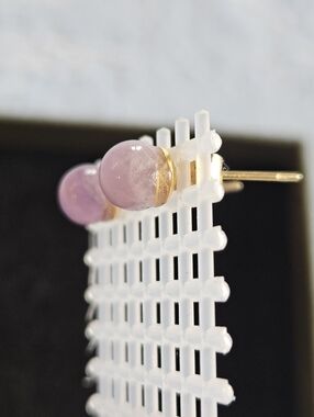 NATURAL AMETHYST BALL STUD EARRINGS